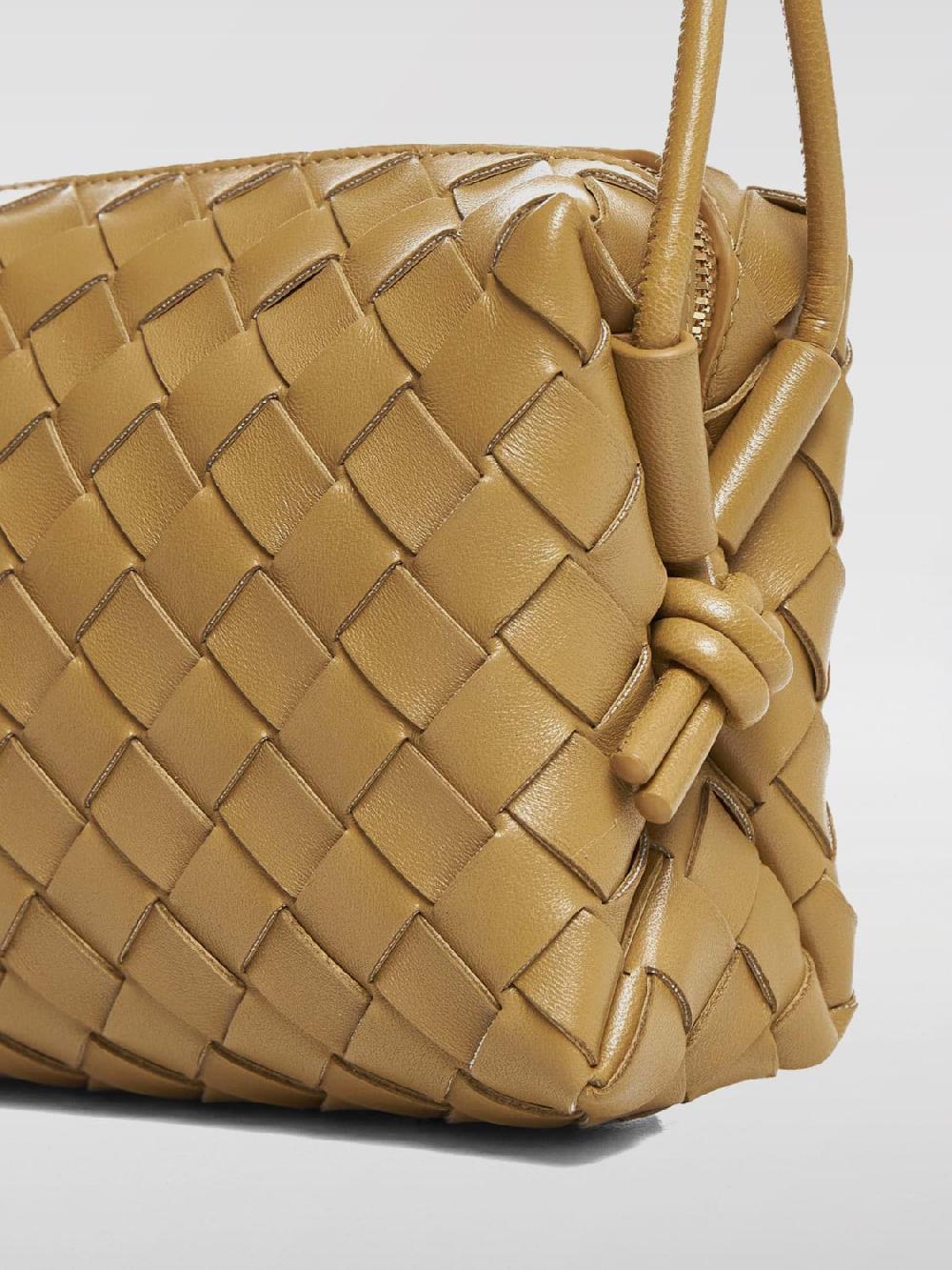 Giglio Borsa Loop Bottega Veneta in pelle intrecciata ACQUISTA ORA