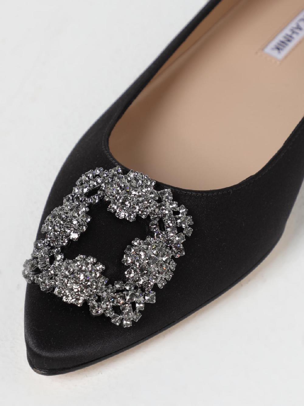 Giglio Ballerina Hangisi Manolo Blahnik in raso Ritorno libero