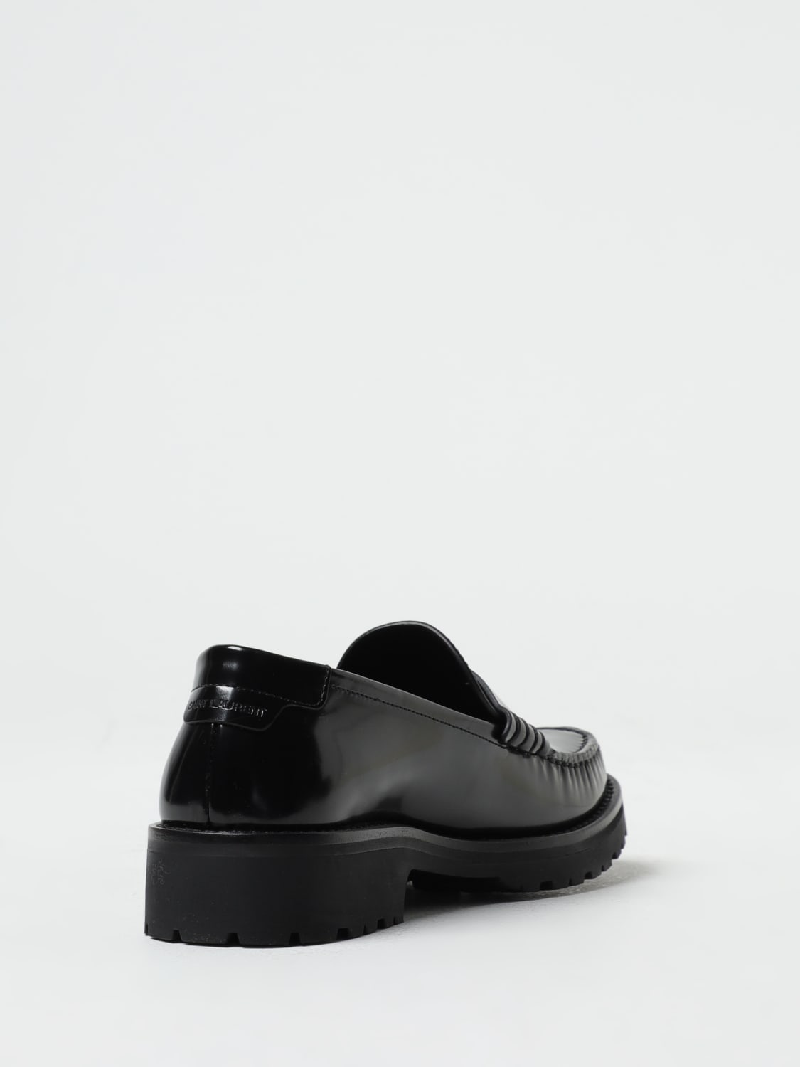 Giglio Mocassino Saint Laurent in pelle spazzolata Sconti questo mese