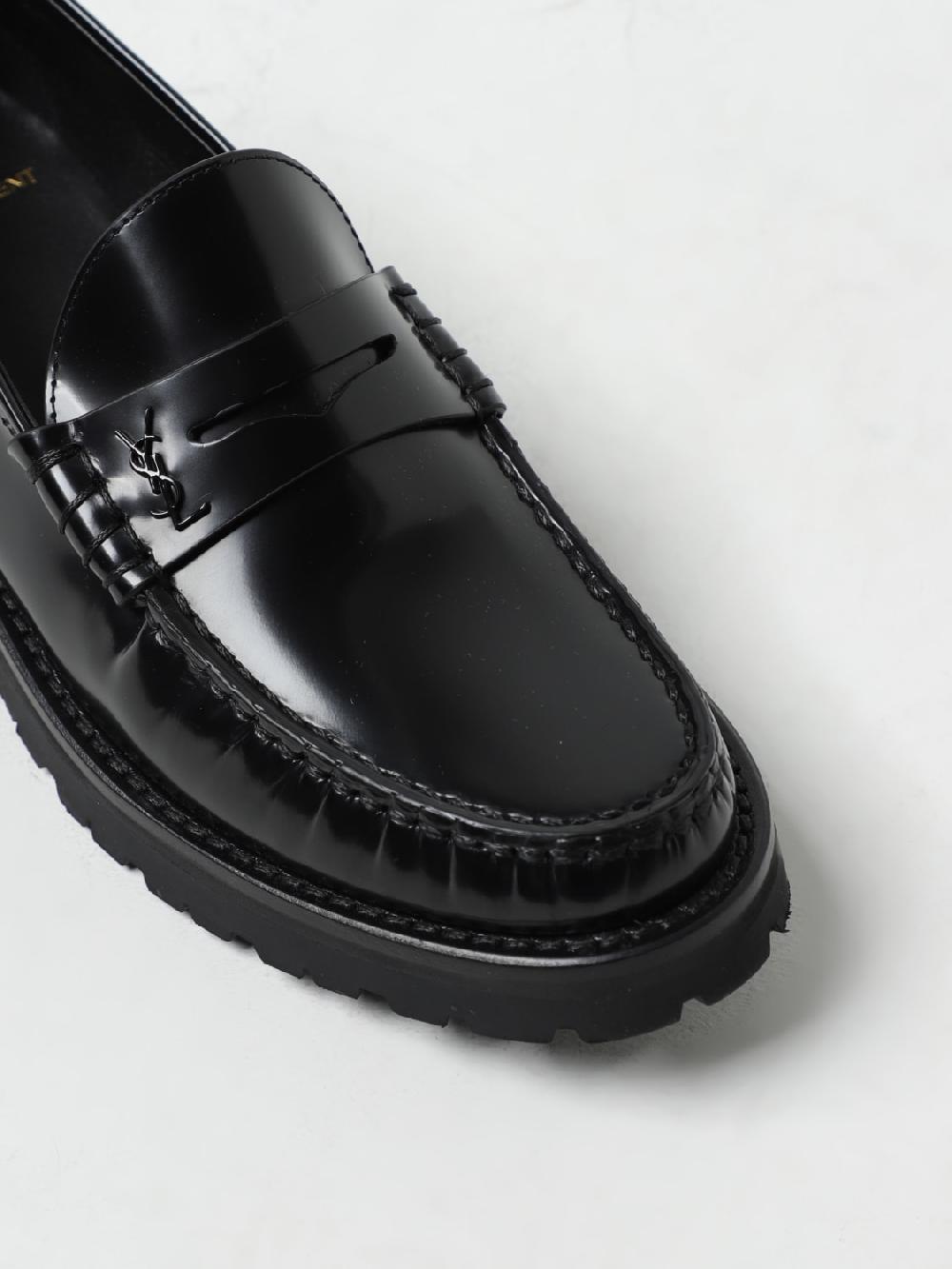 Giglio Mocassino Saint Laurent in pelle spazzolata Sconti questo mese