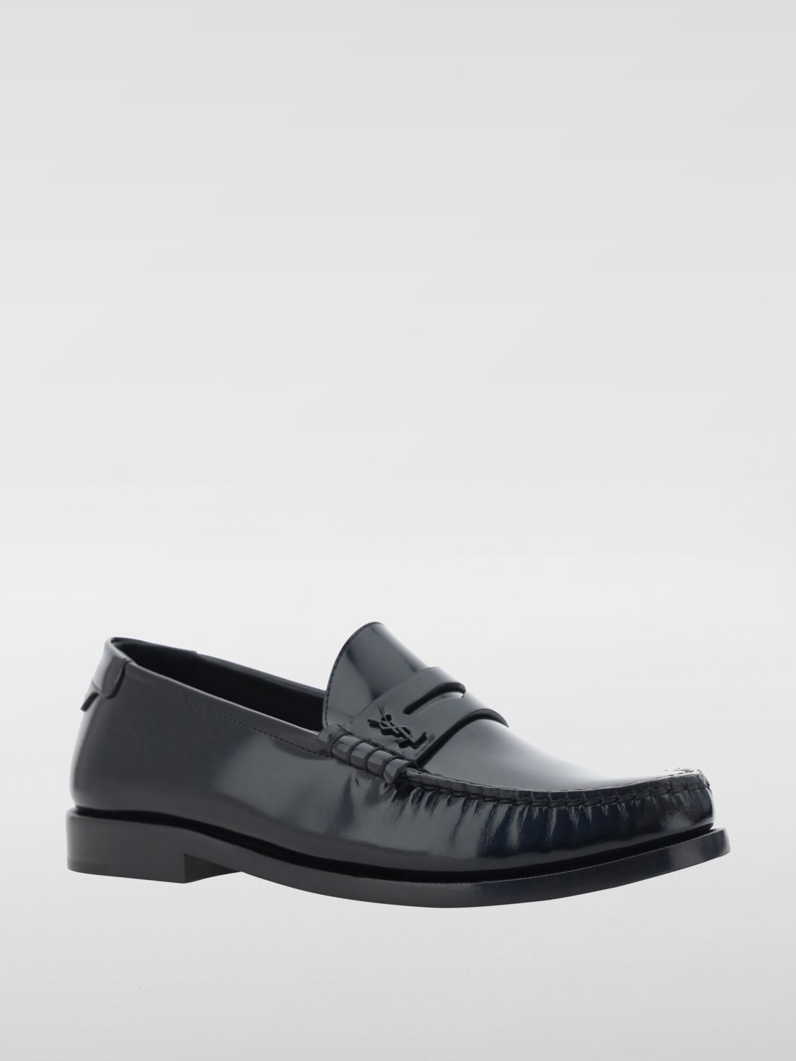 Giglio Mocassino Saint Laurent in pelle spazzolata 2025