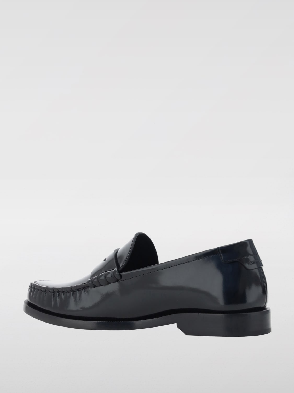 Giglio Mocassino Saint Laurent in pelle spazzolata 2025