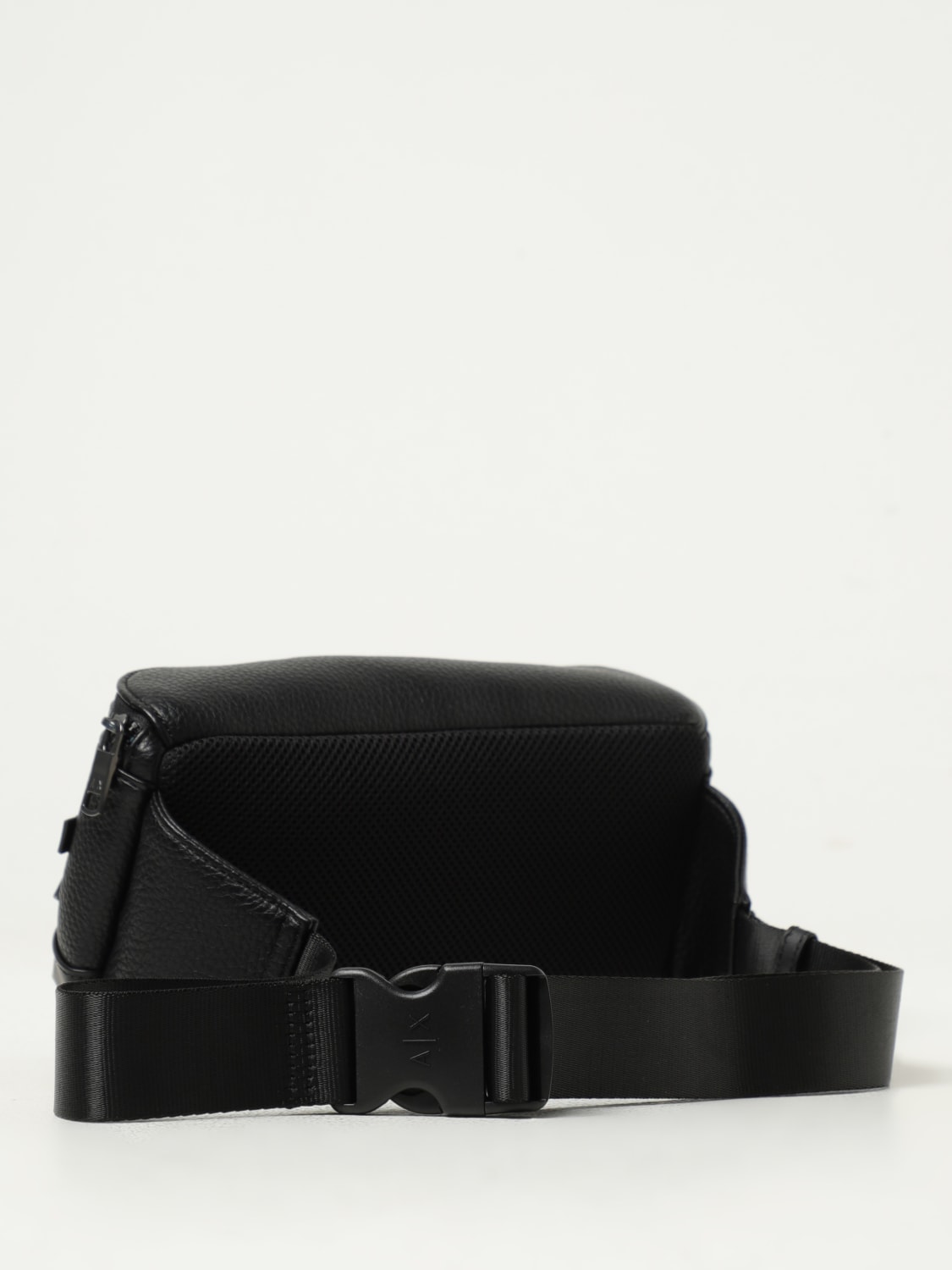 Giglio Marsupio Armani Exchange in pelle sintetica a grana Saldi
