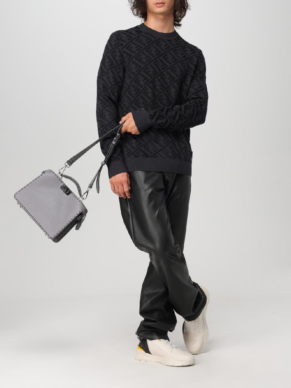Giglio Borsa Peekaboo Fendi in pelle a grana Black Friday