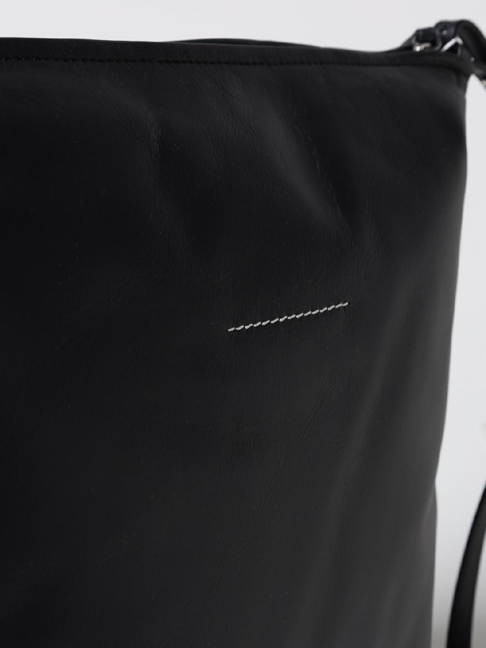 Giglio Clutch Pillow MM6 Maison Margiela in pelle Offerte stagionali