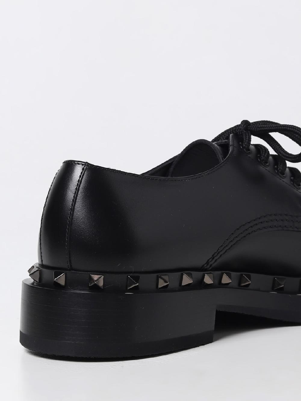 Giglio Derby Rockstud Valentino Garavani in pelle Only for today