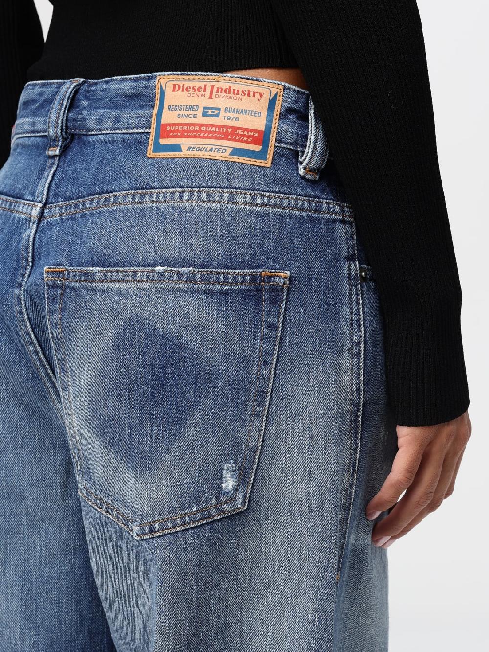 Giglio Jeans Diesel in denim di cotone Vendite stagionali